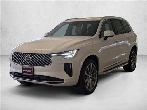 2025 Volvo XC90 B5 Core