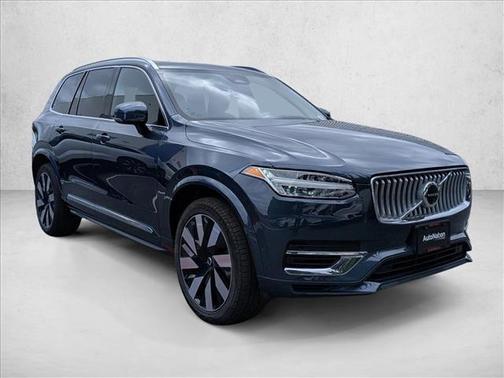 Denim Blue Metallic 2024 Volvo XC90 Recharge Plug-In Hybrid T8 Ultimate 6-Seater