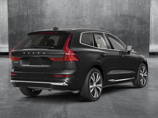 2025 Volvo XC60 Plug-In Hybrid T8 Ultra Black Edition