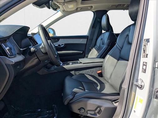2026 Volvo XC90 B6 Ultra 6-Seater