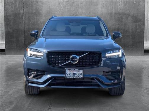 2022 Volvo XC90 Recharge Plug-In Hybrid T8 R-Design 7 Passenger