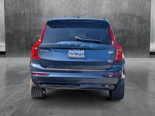 2022 Volvo XC90 Recharge Plug-In Hybrid T8 R-Design 7 Passenger