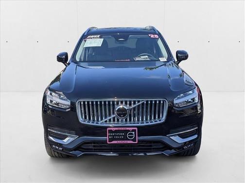 2025 Volvo XC90 B6 Plus 7-Seater