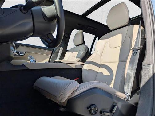 2026 Volvo XC90 Plug-In Hybrid T8 Ultra 7-Seater