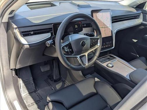 2025 Volvo EX90 Twin Motor Performance Plus