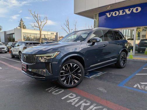 2026 Volvo XC90 Plus, B6 AWD Gas (mild hybrid), Gasoline, Bright, 7 Seats