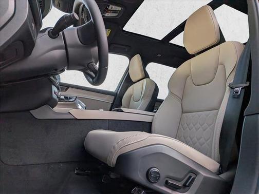 2026 Volvo XC90 Plus, B6 AWD Gas (mild hybrid), Gasoline, Bright, 7 Seats