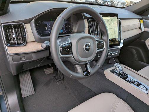 2026 Volvo XC90 Plus, B6 AWD Gas (mild hybrid), Gasoline, Bright, 7 Seats