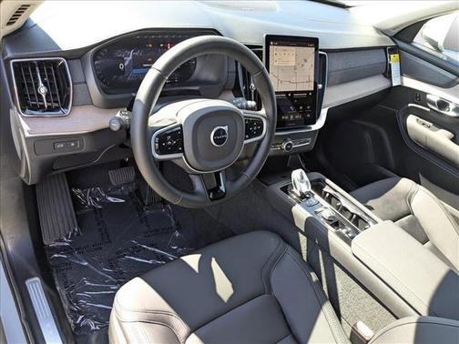 2026 Volvo XC90 Plug-In Hybrid T8 Plus 6-Seater