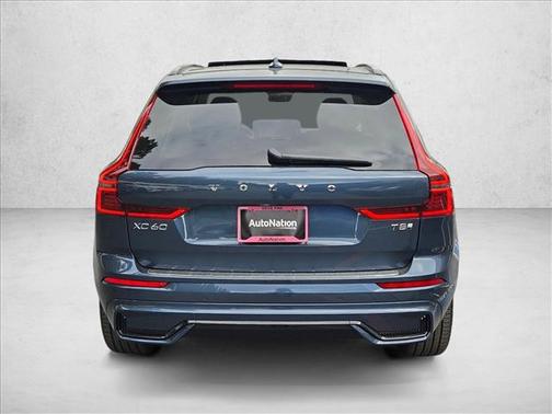 2026 Volvo XC60 Plug-In Hybrid T8 Ultra