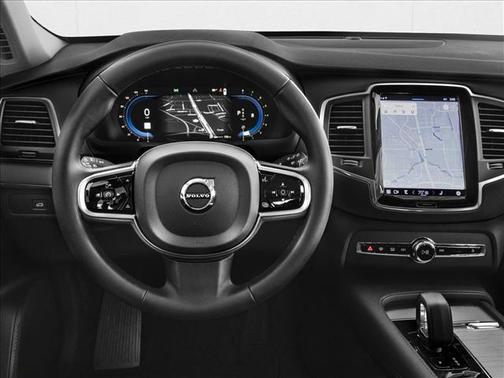 2025 Volvo XC90 B5 Plus