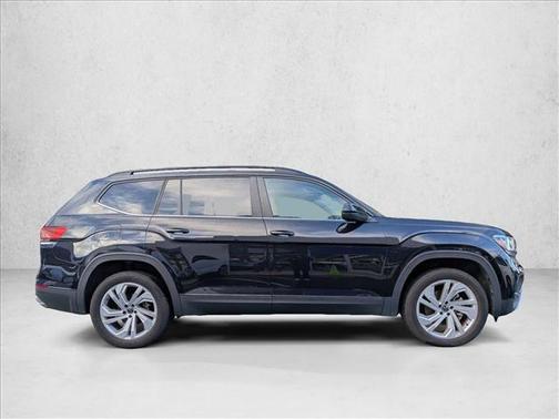 2022 Volkswagen Atlas 3.6L SE w/Technology