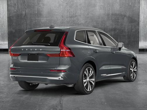 2025 Volvo XC60 Plug-In Hybrid T8 Polestar