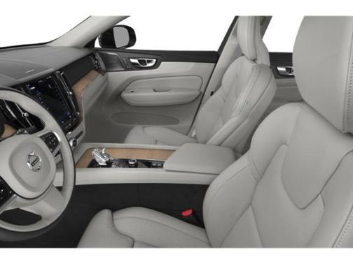 2025 Volvo XC60 Plug-In Hybrid T8 Polestar