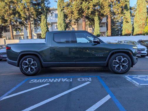 2023 Rivian R1T Adventure