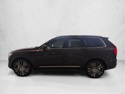 2025 Volvo XC90 B6 Core