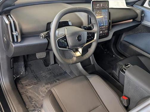 2025 Volvo EX30 Twin Motor Plus