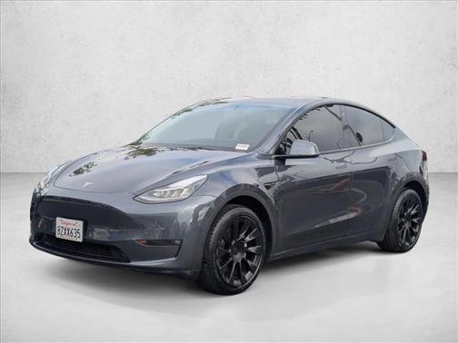 2022 Tesla Model Y Long Range Dual Motor All-Wheel Drive