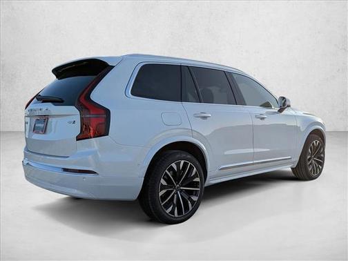 2026 Volvo XC90 B6 Plus 7-Seater