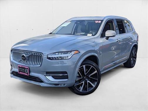 2025 Volvo XC90 B6 Plus 6-Seater