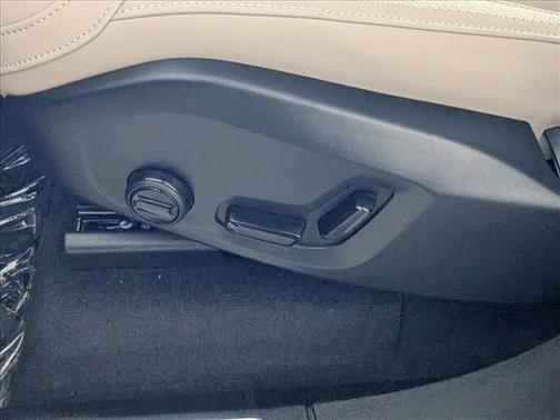 2026 Volvo XC90 Plug-In Hybrid T8 Plus 7-Seater