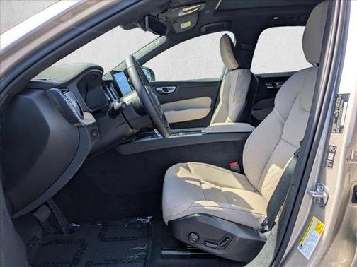 Bright Dusk Metallic 2026 Volvo XC60 B5 Plus