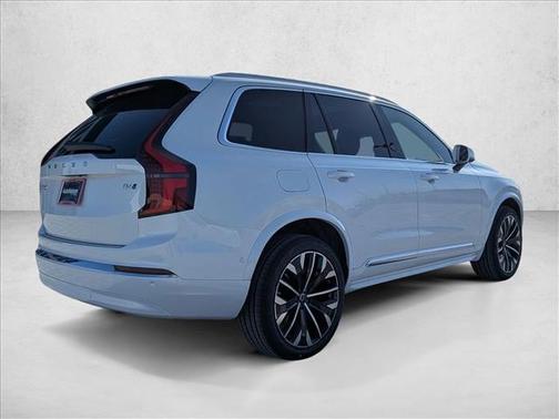 2026 Volvo XC90 B6 Plus 7-Seater