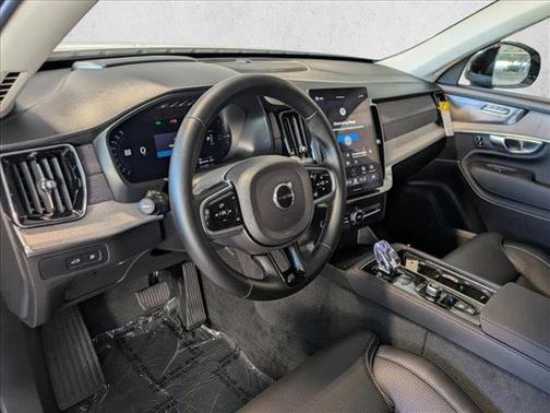2026 Volvo XC90 Plug-In Hybrid T8 Ultra Dark Theme 7-Seater