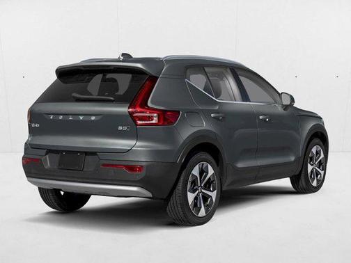 Vapour Grey Metallic 2026 Volvo XC40 B5 Plus