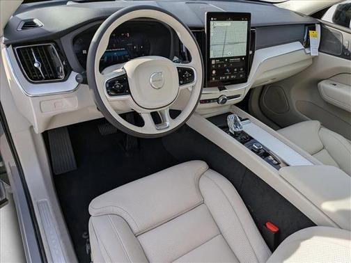 2026 Volvo XC60 B5 Ultra