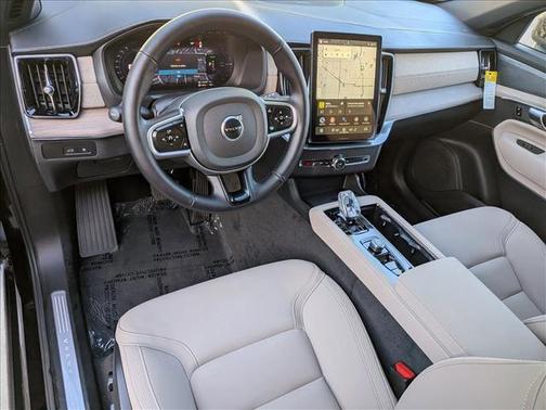 2026 Volvo XC90 Plug-In Hybrid T8 Plus 7-Seater