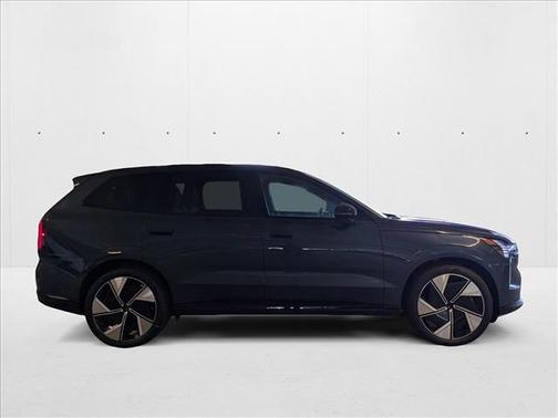 2025 Volvo EX90 Twin Motor Performance Ultra