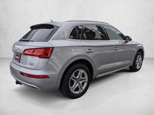 2018 Audi Q5 2.0T Premium Plus