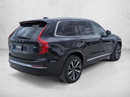 Onyx Black Metallic 2026 Volvo XC90 Core, B5 AWD Gas (mild hybrid), Gasoline, Bright, 7 Seats
