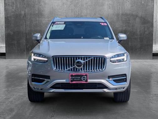2025 Volvo XC90 B5 Core