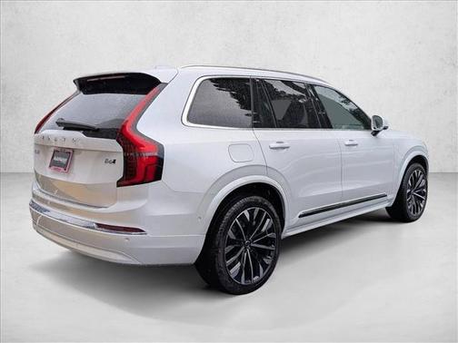 2026 Volvo XC90 B6 Plus 7-Seater