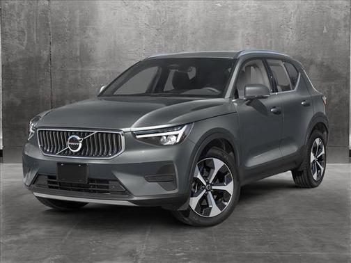 2025 Volvo XC40 B5 Ultra Dark Theme