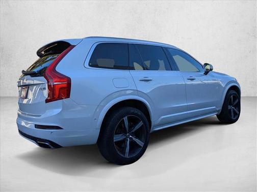 2019 Volvo XC90 T6 R-Design