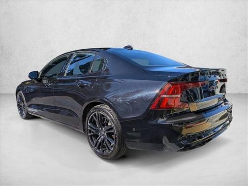 2023 Volvo S60 Recharge Plug-In Hybrid T8 Ultimate Black Edition