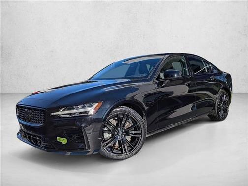 2023 Volvo S60 Recharge Plug-In Hybrid T8 Ultimate Black Edition