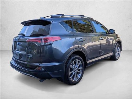 2017 Toyota RAV4 Hybrid SE