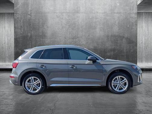 2023 Audi Q5 55 S line Premium