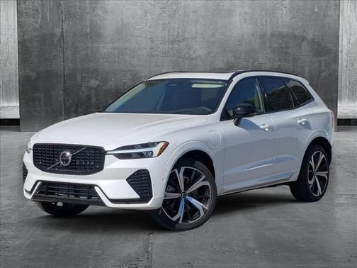 2024 Volvo XC60 Recharge Plug-In Hybrid T8 Ultimate Dark Theme