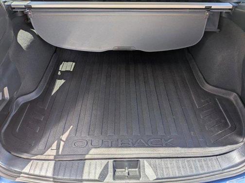 Abyss Blue Pearl 2019 Subaru Outback 3.6R Limited