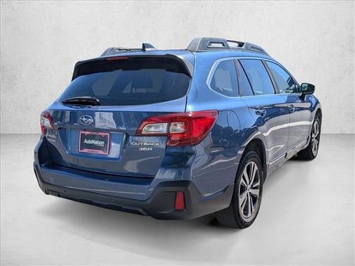Abyss Blue Pearl 2019 Subaru Outback 3.6R Limited