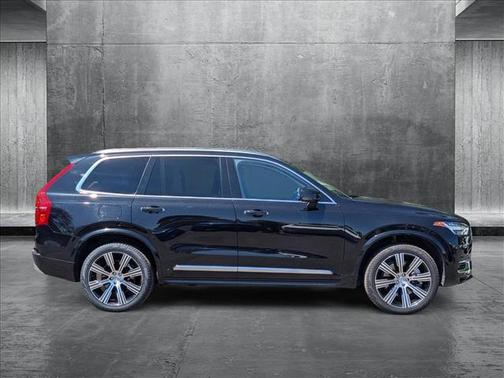2022 Volvo XC90 Recharge Plug-In Hybrid T8 Inscription 6 Passenger