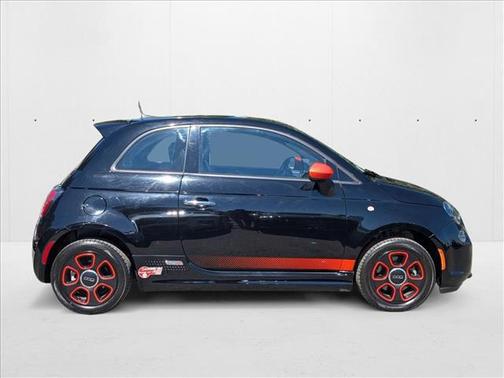 2017 FIAT 500e Battery Electric