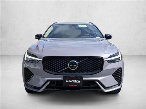 Aurora Silver 2026 Volvo XC60 B5 Plus