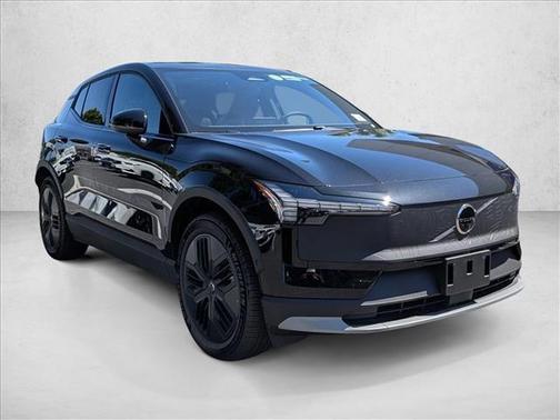 Onyx Black Metallic 2026 Volvo EX30 Cross Country Ultra, Twin Motor Performance, Fully electric