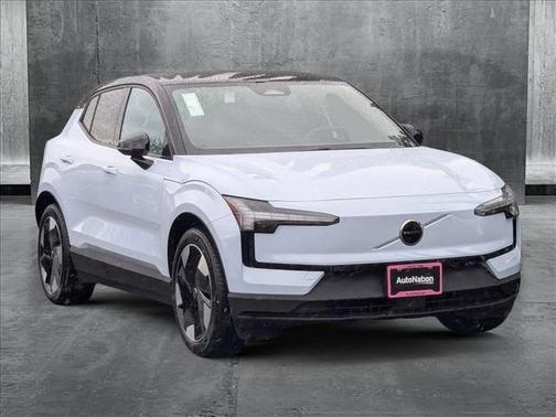 2025 Volvo EX30 Twin Motor Plus